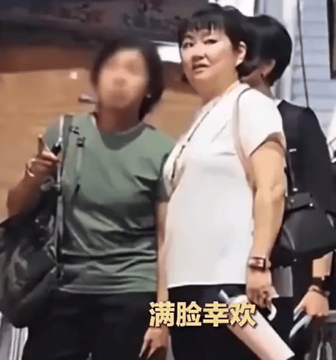 父親回應Selina發胖：她一直是我心中最愛的寶貝女兒