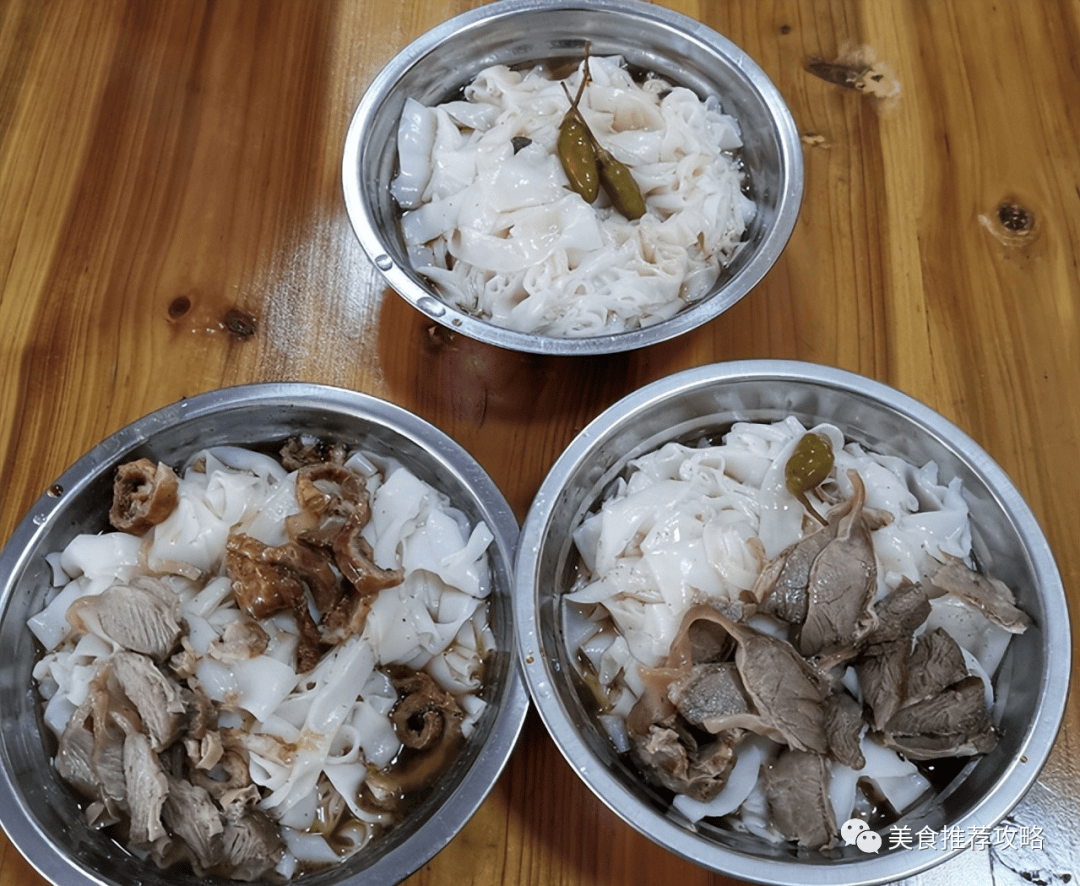 紙包雞、豆漿、龜苓膏...來了梧州你可別錯過這些本地特色美食~