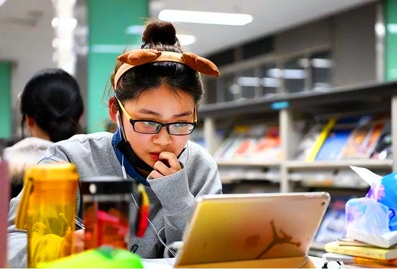 原創大學裡最容易被忽視的“隱形消費”，你中招了嗎？