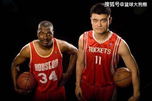 原創恭喜火箭隊！新球衣之後，再發布新地板樣式，紅黃配色太經典