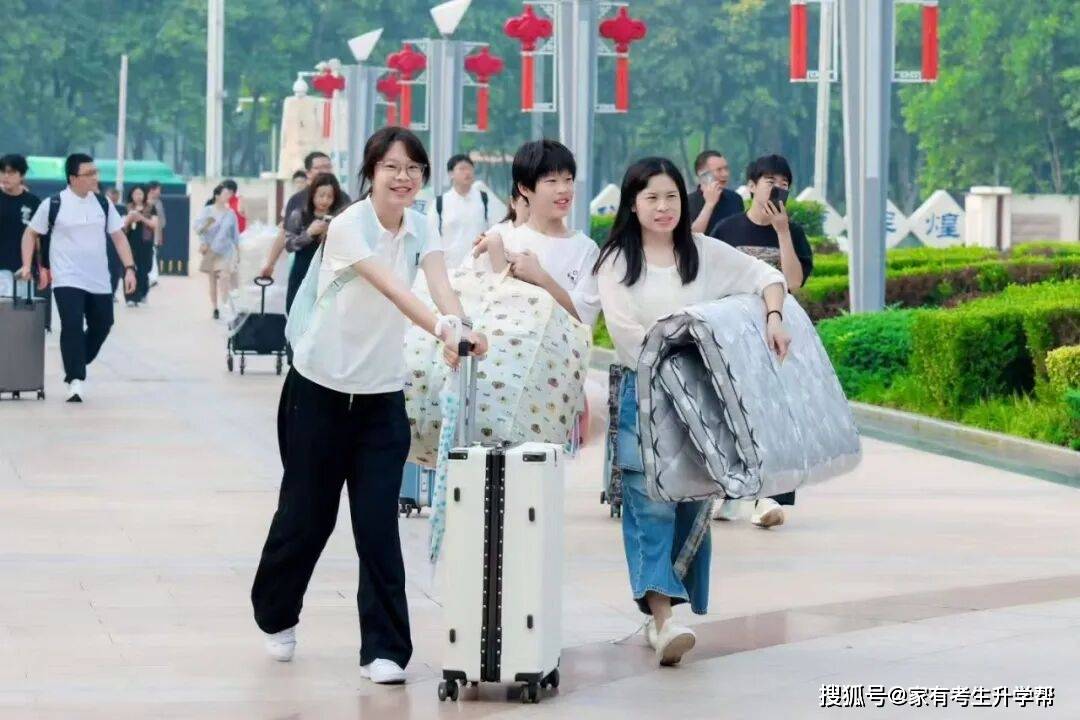 以熱血軍訓，鑄青年擔當，鄭州市第四十七高階中學高一年級軍訓紀實