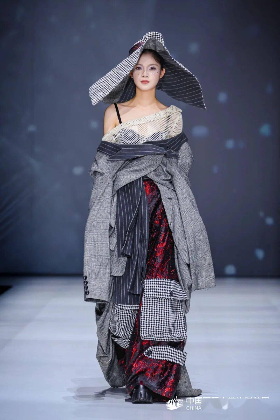 畢設釋出 | 河北科技大學&韓國誠信女子大學-2026服裝畢業設計系列作品釋出！