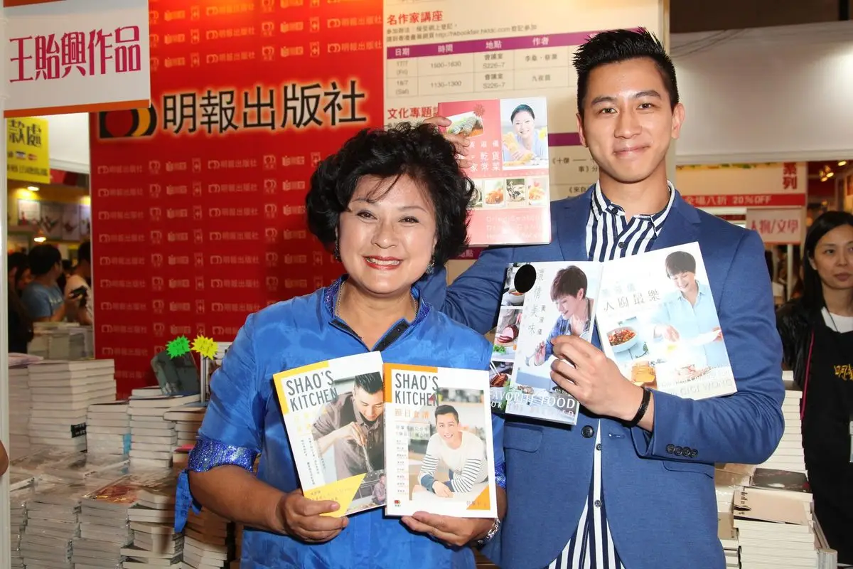 香港資深女星久違回TVB，曾為兒子炮轟前東家，當紅時為丈夫移民