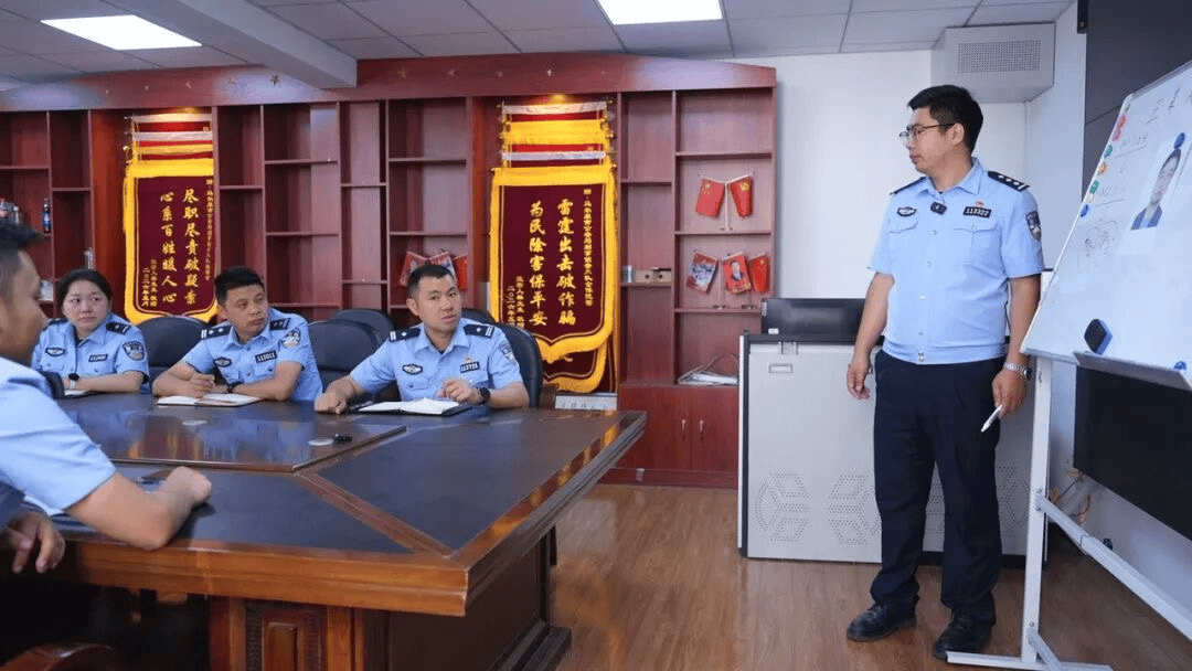 小夥赴泰國留學被倒賣至緬甸電詐園區，遭囚禁整整三個月，家屬私下支付15萬元把人贖回！警方提醒→