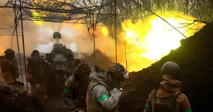 原創叢集空襲基輔，專打軍工物流節點，這才是真正的釜底抽薪