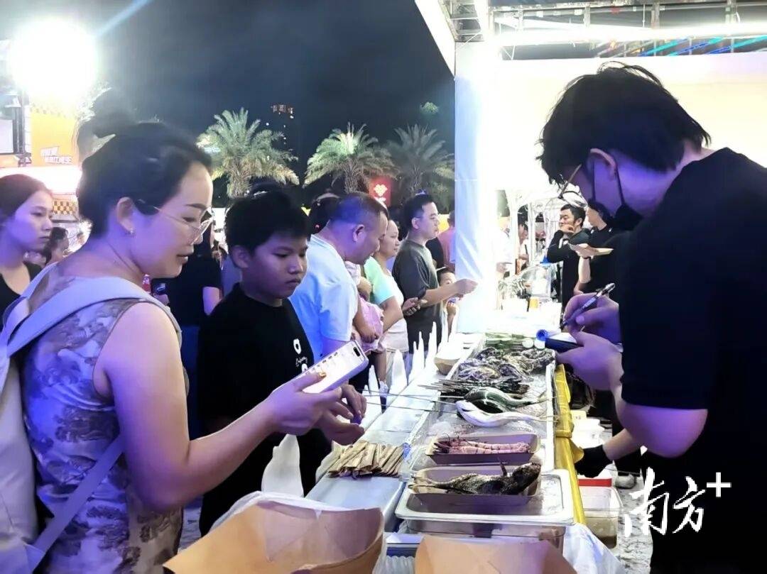 鮮味配佳釀，湛江海鮮美食節火熱開幕！