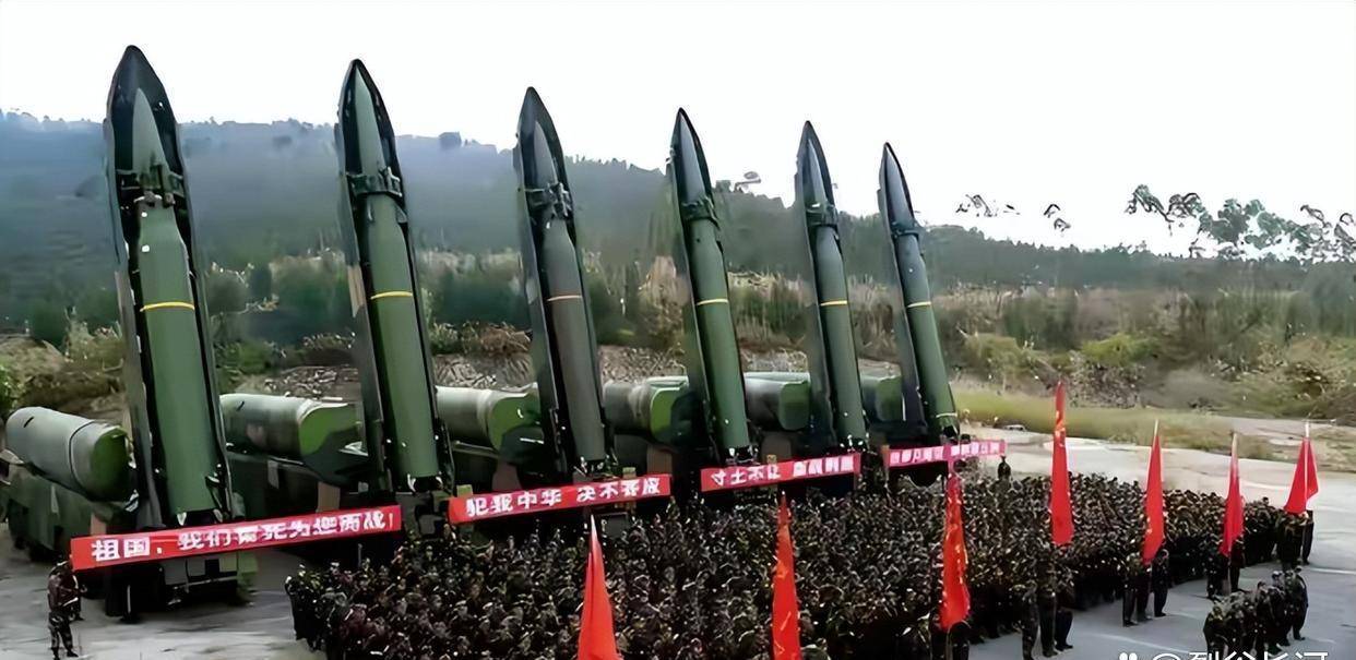 原創東風26導彈驚人生產數量曝光，美國終於看懂中國東風快遞打法，全球戰略格局再被震動