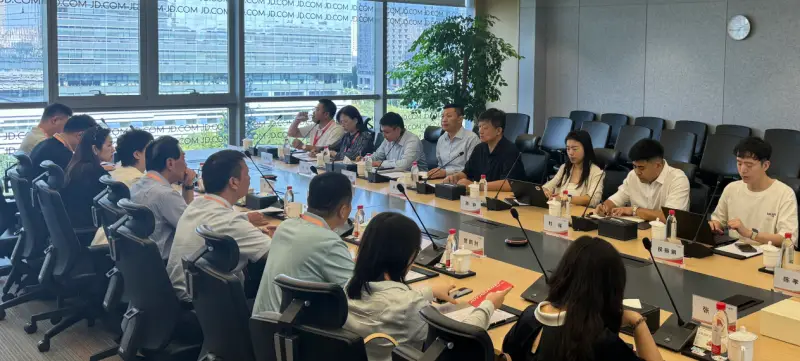 中國電子商會攜北京國際消費電子技術博覽會參展商走進京東開展專項對接