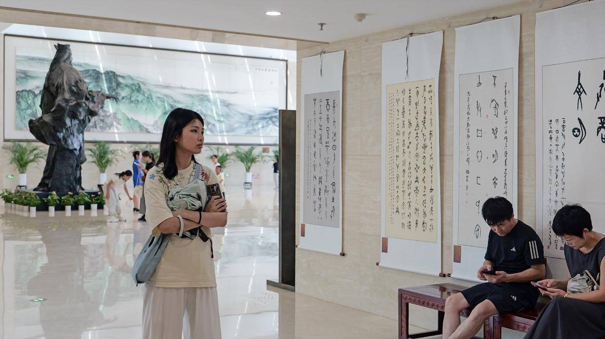 甲骨文書法佳作匯聚鄭州 跨越千年對話“商城之心”