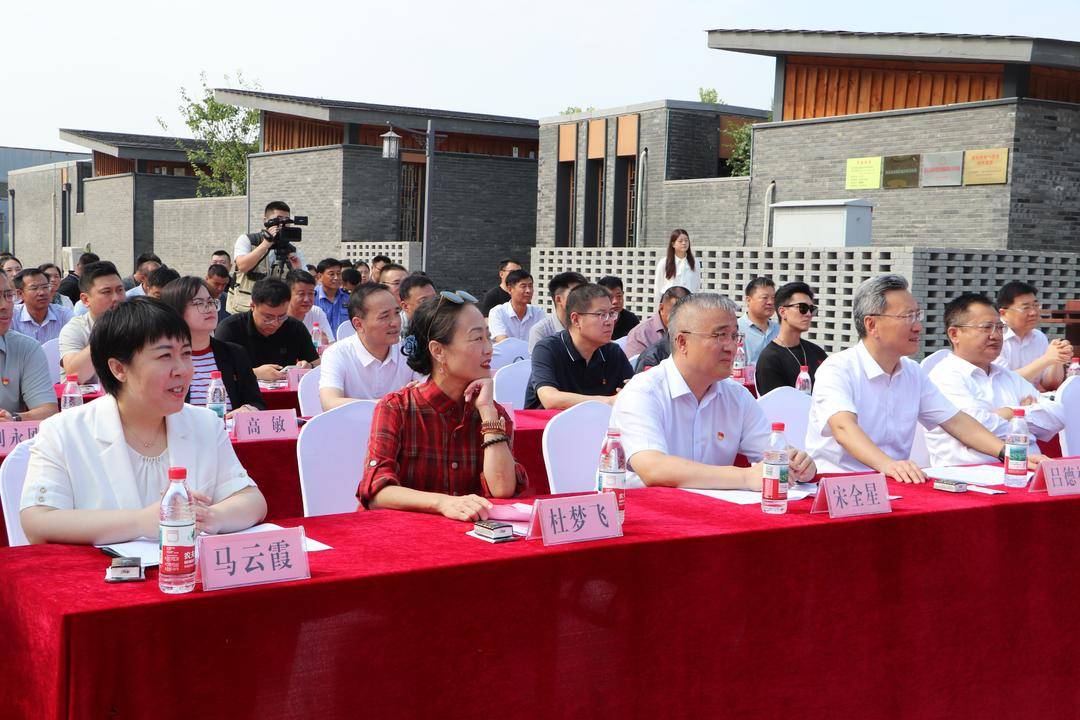 陽信縣水落坡鎮文化專案簽約暨影視工作室揭牌儀式舉行