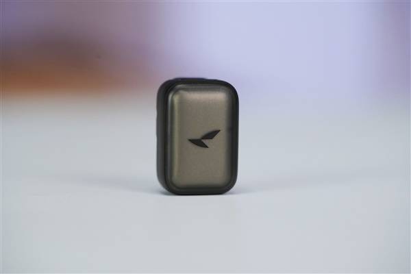 34克可配1000度近視鏡！雷鳥iO AI眼鏡圖賞 真正全天候佩戴