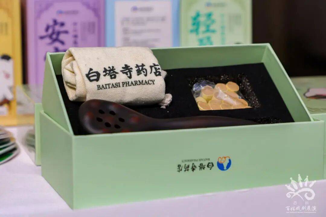 看戲逛集兩不誤！西單這個戲劇市集熱鬧正酣