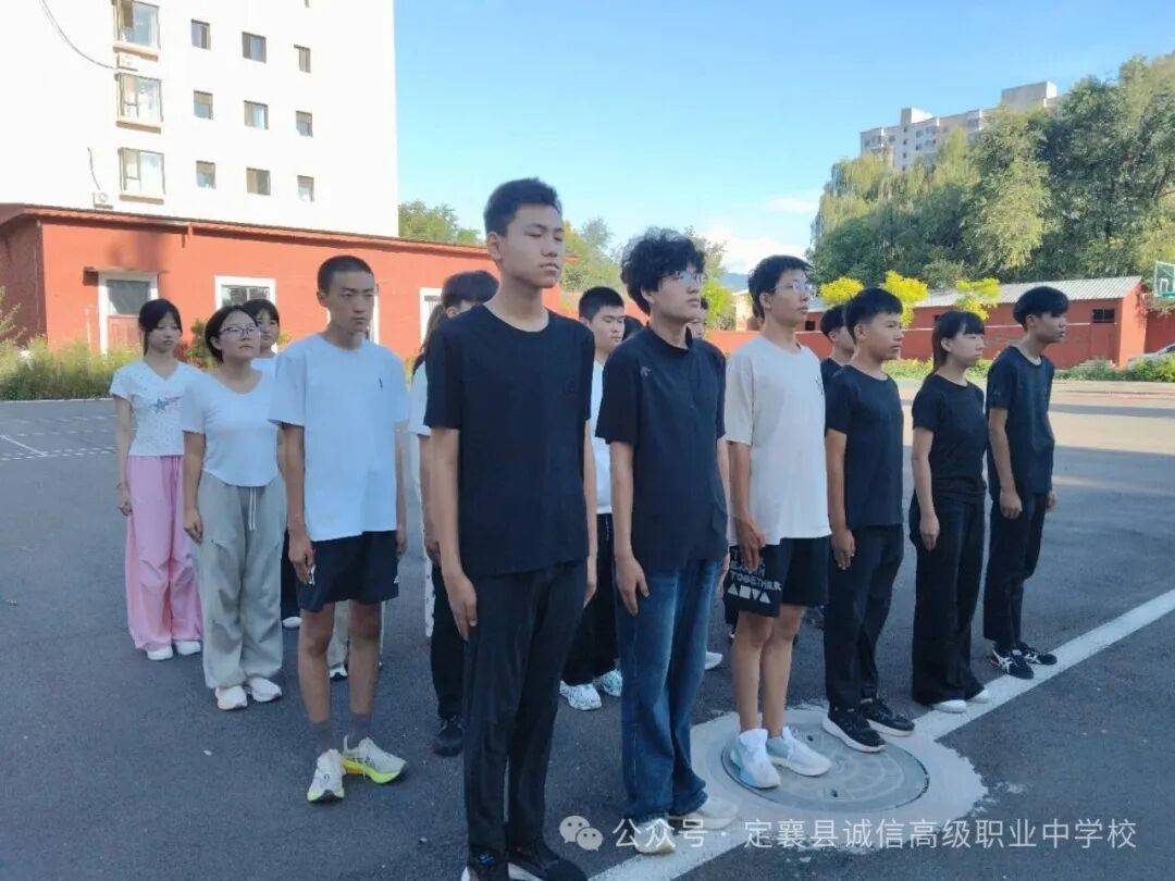 誠信職業中學2026屆新生軍訓紀實