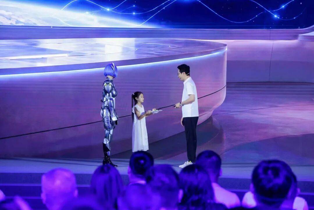影視颶風Tim看呆！雞排哥2小時做出八大菜系，AI首次長出「大廚大腦」