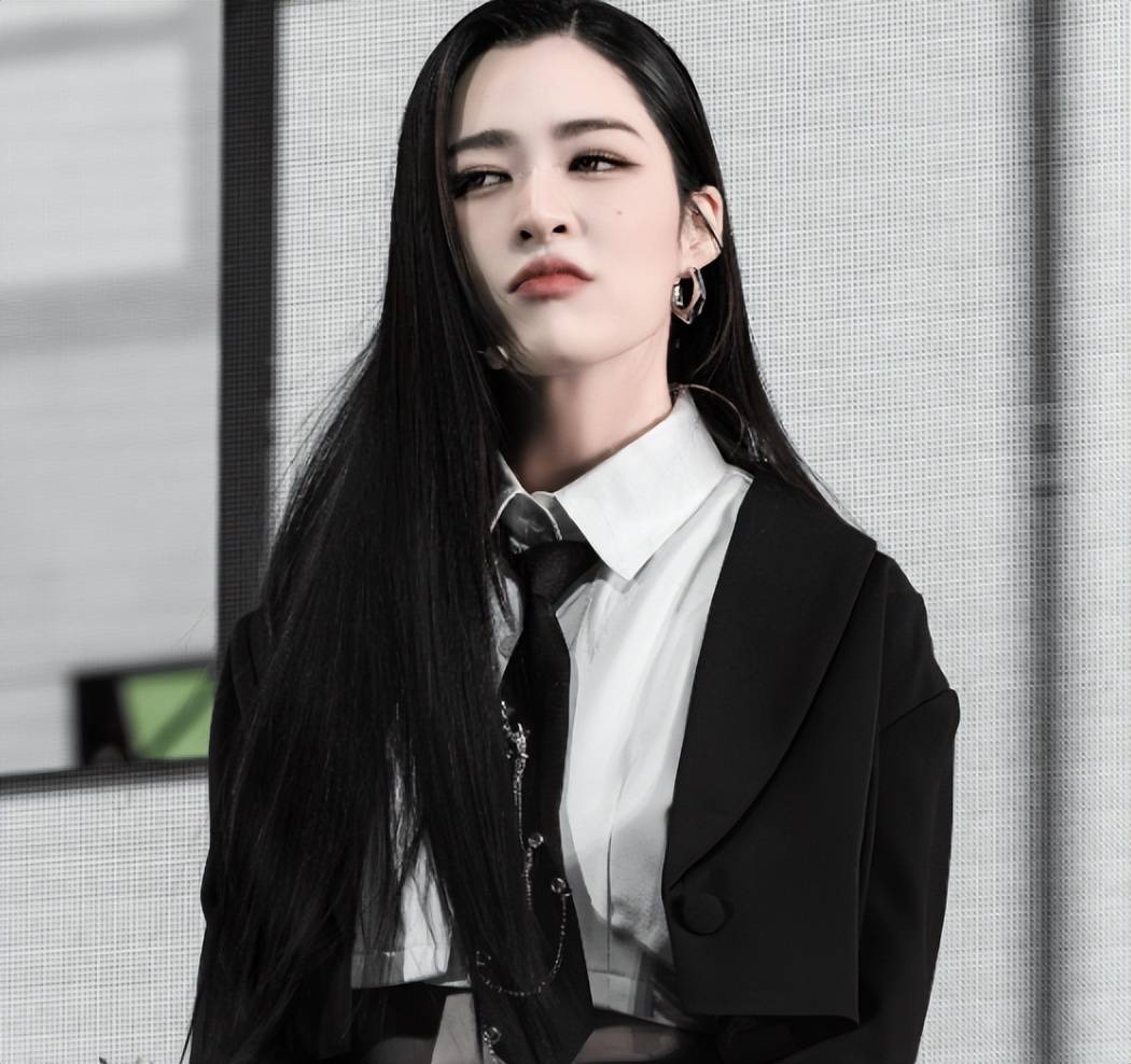 原創2026全球最美女性榜單來了，31歲鄺玲玲斬獲桂冠，符合你審美嗎