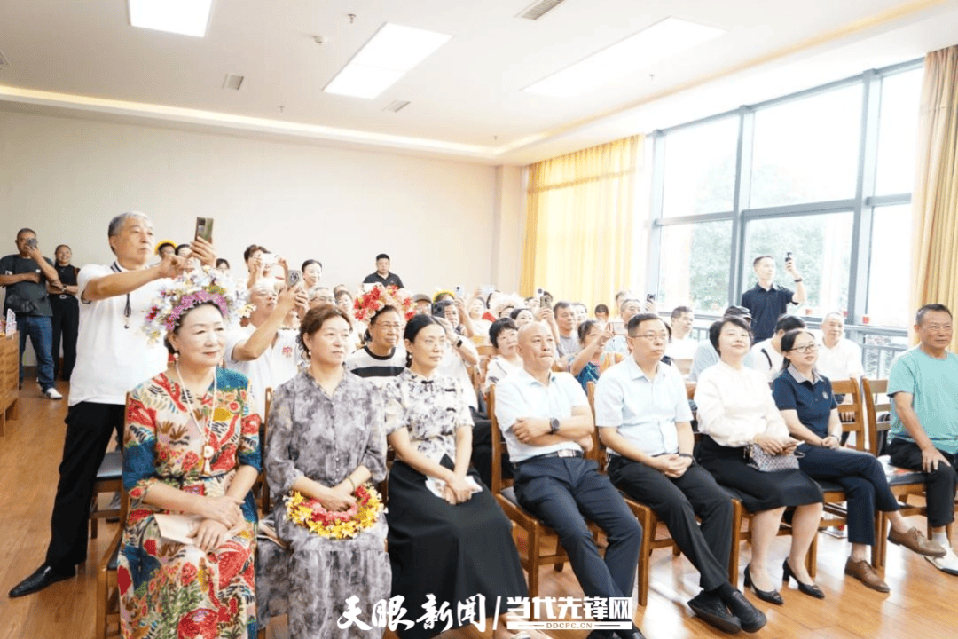 海絲泉州潤桑榆 紅城遵義耀銀輝——泉州老年大學聯合遵義市老年大學開展文化交流活動