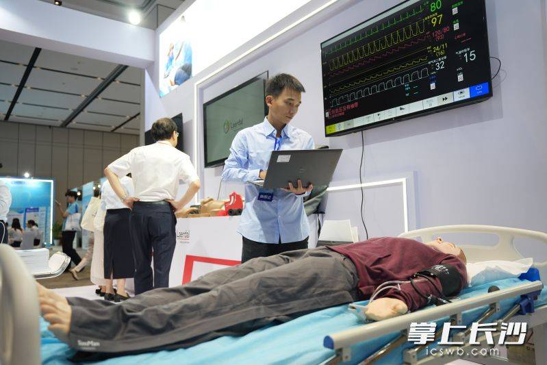 原創長沙這場國家級“醫學黑科技”大賽，把未來醫療搬到了現場