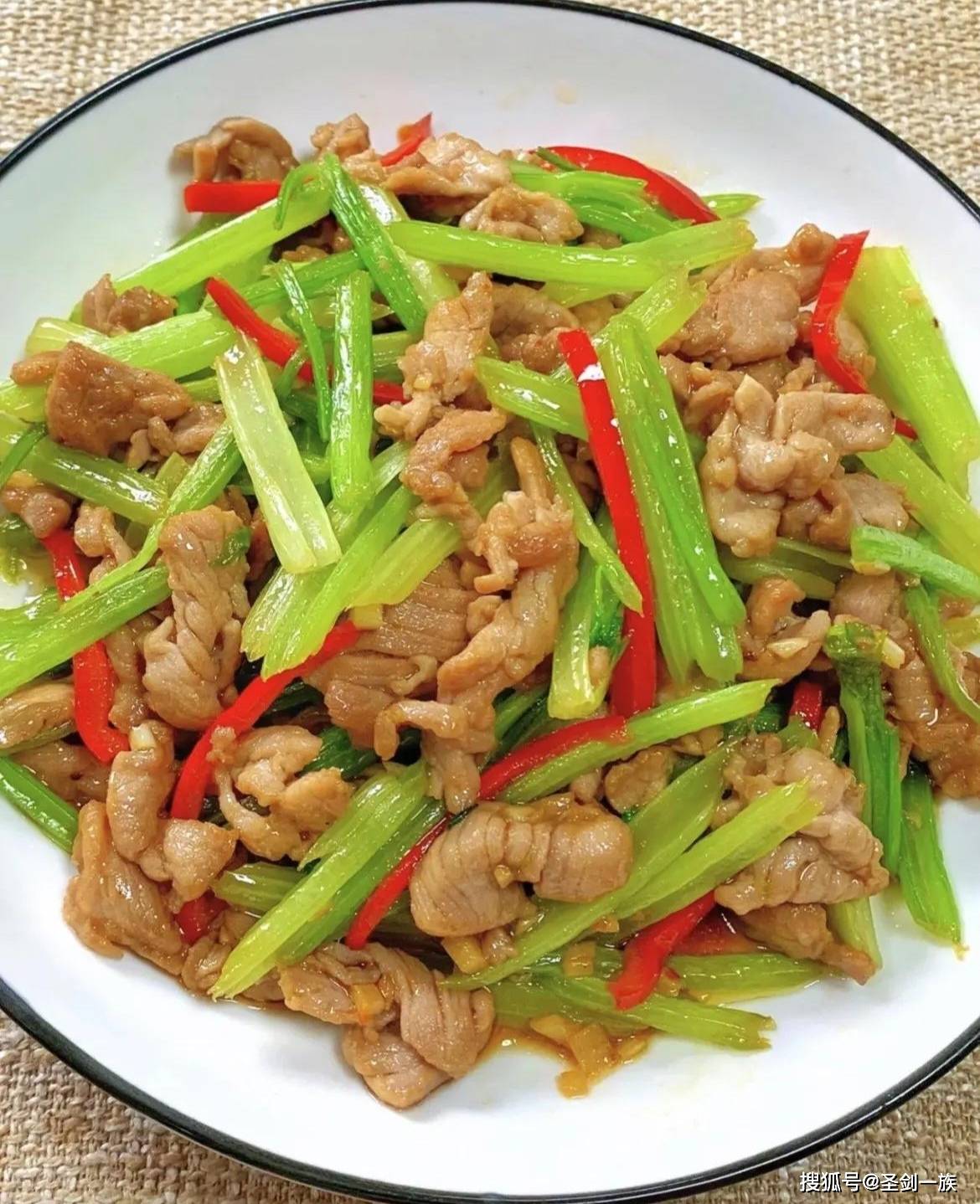 三餐四季，婆婆每天給做一桌美食，平淡日子也過得有滋有味！