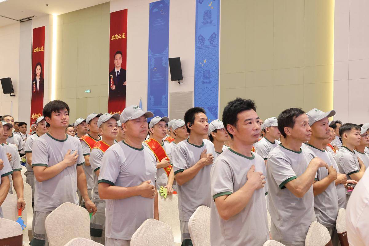 武漢聖都千名裝修人員集體亮相，雙向發力守護消費體驗、致敬一線從業者