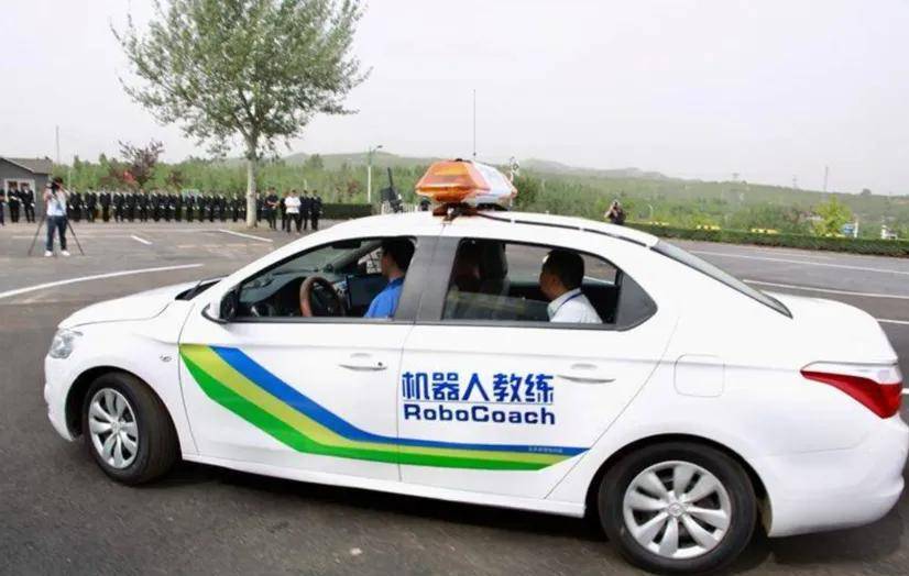 原創被00後狠狠拋棄：那個坑過70後、80後、90後的駕校，終於涼了