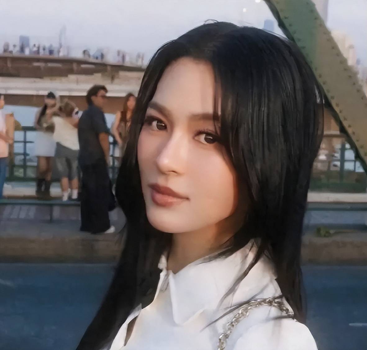 原創2026全球最美女性榜單來了，31歲鄺玲玲斬獲桂冠，符合你審美嗎