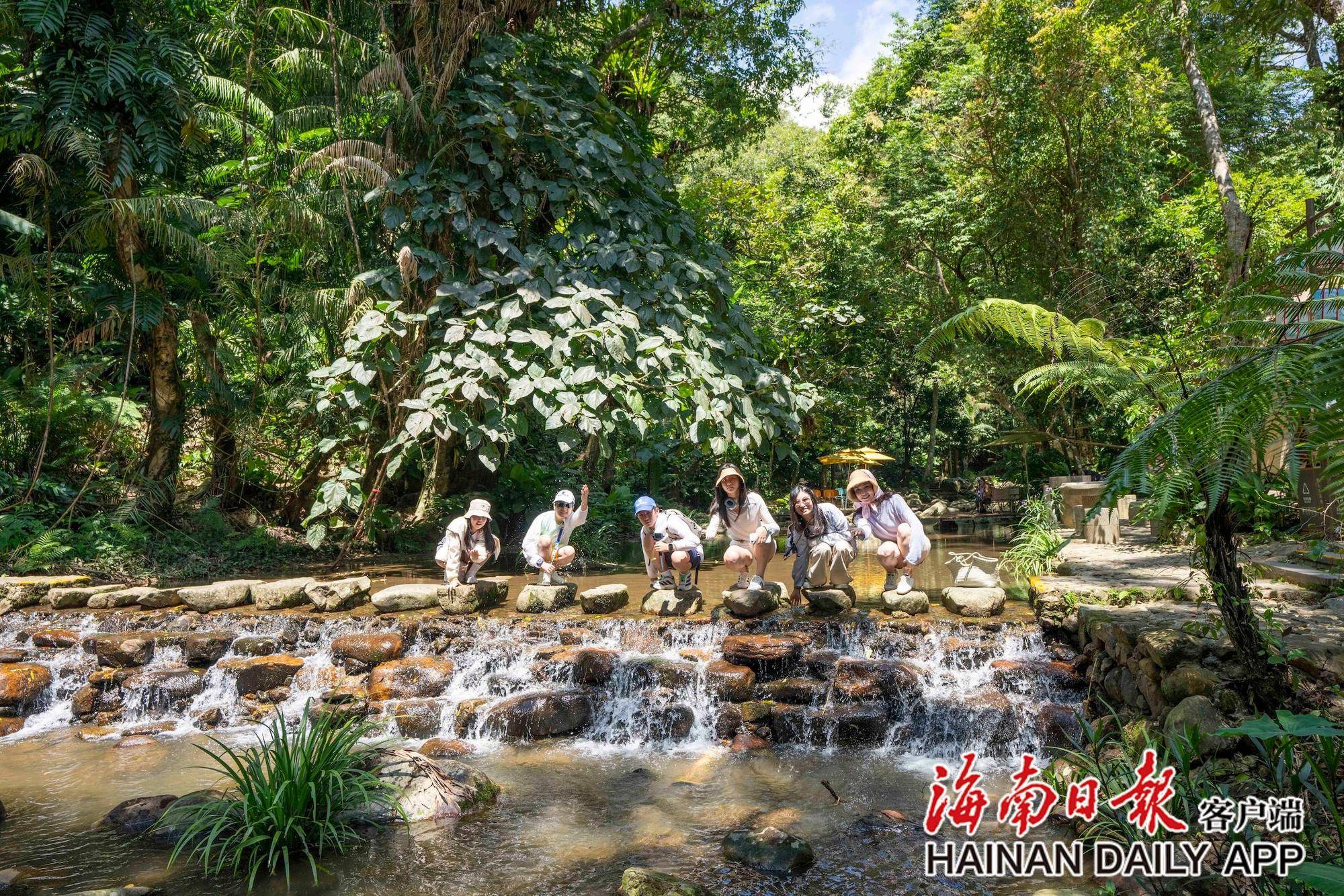 山海相約遊人來！海南暑期旅遊市場持續升溫