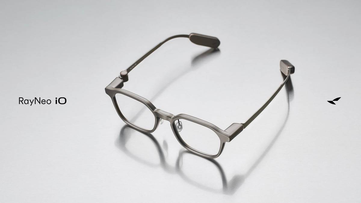34克、兩天續航、1996元起：雷鳥iO把帶顯示的AI眼鏡做進了日常鏡框