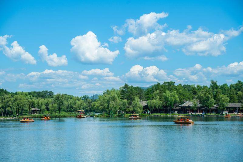 強國有我·旅遊｜波光粼粼 清涼入鏡