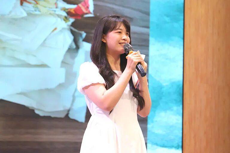 開學前一小學教師先賽師德演講：要深耕專業更要愛潤童心