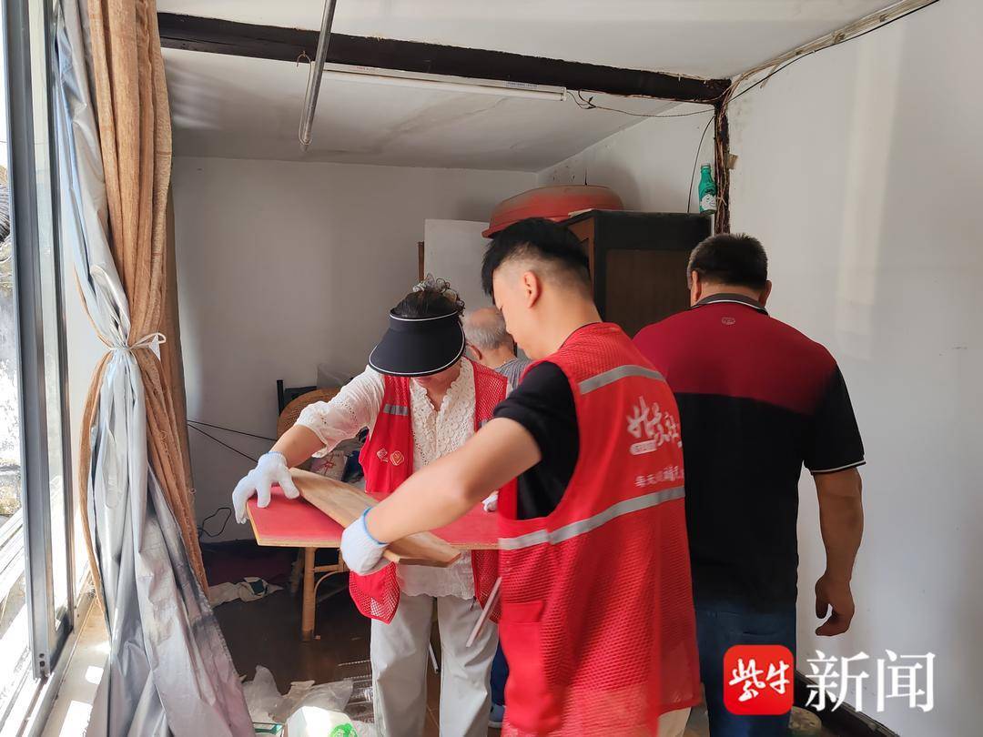 排查隱患解民憂，接力搬家暖民心