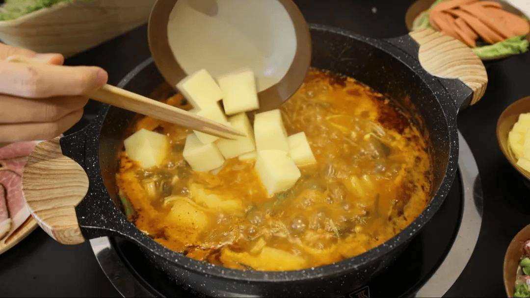 黃果樹美食手冊｜本地人從早吃到晚！