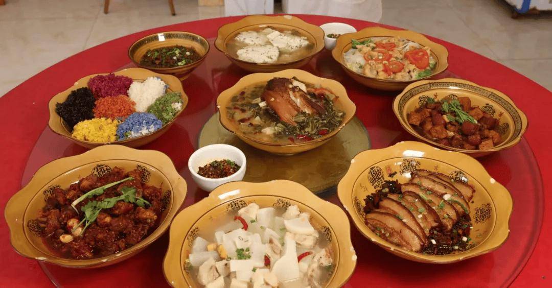 黃果樹美食手冊｜本地人從早吃到晚！